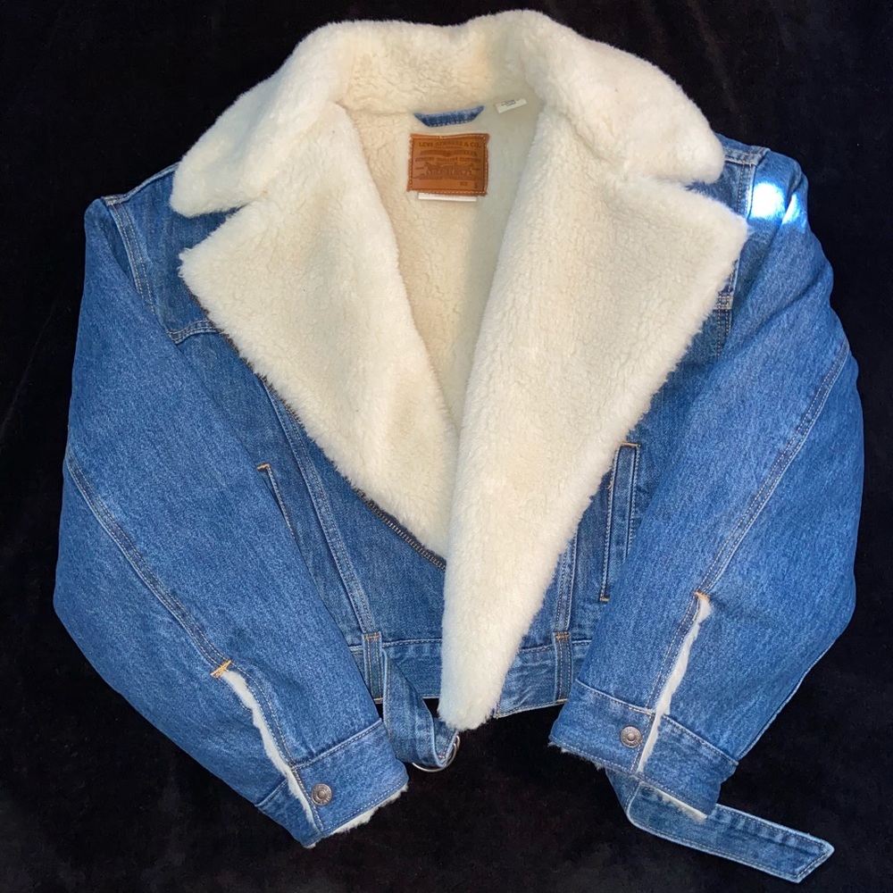 Levi’s Cocoon Bomber Sherpa Trucker Jacket